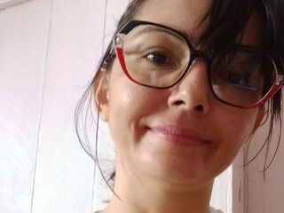bedroom livecam LuizaHots