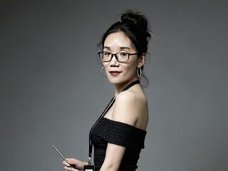 nude webcamgirl LunaChen