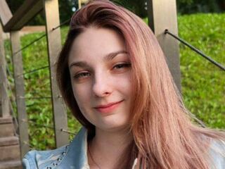 chatroom webcam pic MaryaSerrin