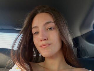 beautiful webcam girl MaryannLiquori