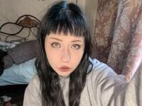 camwhore fingering pussy MauraAupperle