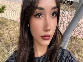 naughty camgirl masturbating MeghanSkomo