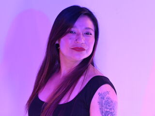 naked camgirl masturbating with dildo MiaMonse