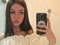 fingering cam girl MiaRioti