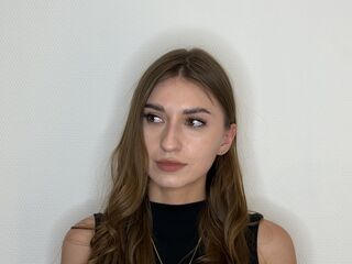 naughty camgirl masturbating with dildo MiguelinaCreech