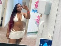 naughty camwhore MishelDaza