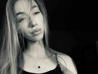 camgirl live sex photo NikkiTenerovich