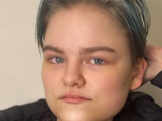 webcam stripper NilaPerine