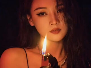 cam girl playing with dildo NolanMia