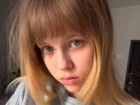 hot striptease cam OpheliaWrenny