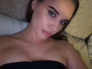 webcam picture RhiannonJumper