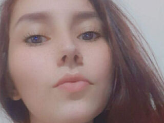 camwhore picture SamanthaHottie