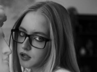 hot livecam SheliaEdwards