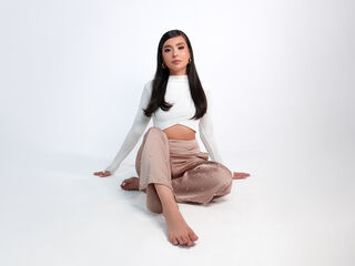 fingering webcamgirl Shennoa