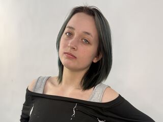 free webcam chatroom SoleneWinter