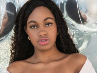 nude cam pic StormiHills