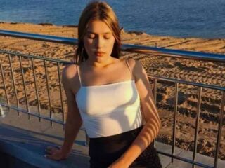 hot strip tease web cam SuziBarringer