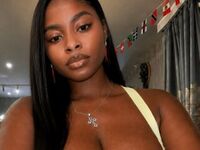 camgirl playing with sextoy TessyVelvet