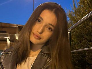 naked girl with cam fingering VeronicaColle