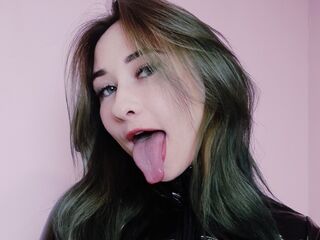 naked cam girl picture VikaCheers