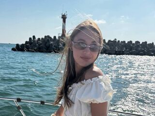 erotic webcam picture YaekoBrowers