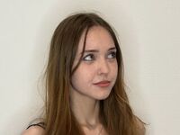 camwhore masturbating with vibrator YokoMagliacane
