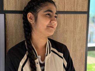 webcam babe chatroom YukoKlapper