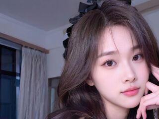 camwhore naked miaomiao